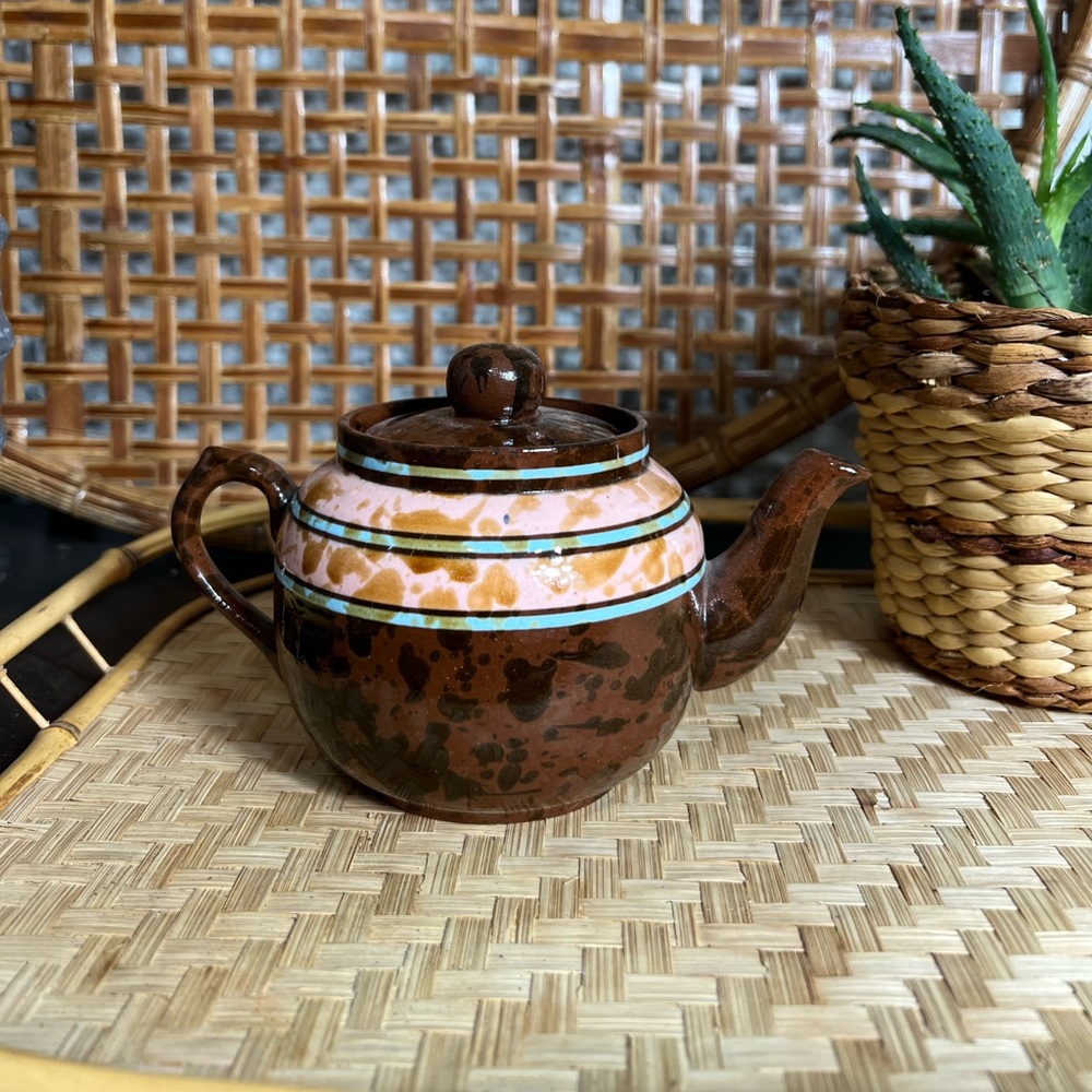 Brown Betty Teapot Vintage Collectible